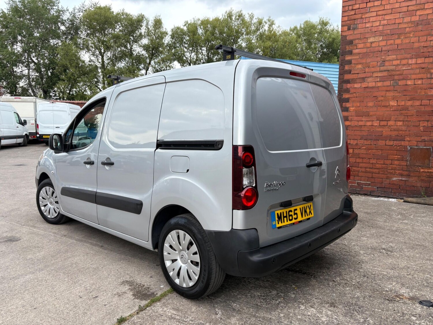 Vehicle 14