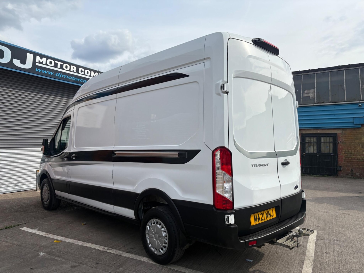 Vehicle 21