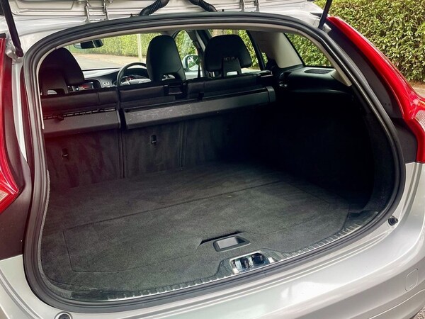 Used Volvo V60 2015 for sale - 75527395: Photo 25