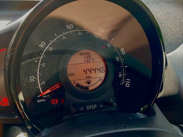 Used Toyota AYGO 2018 for sale - 75642037: Photo 9