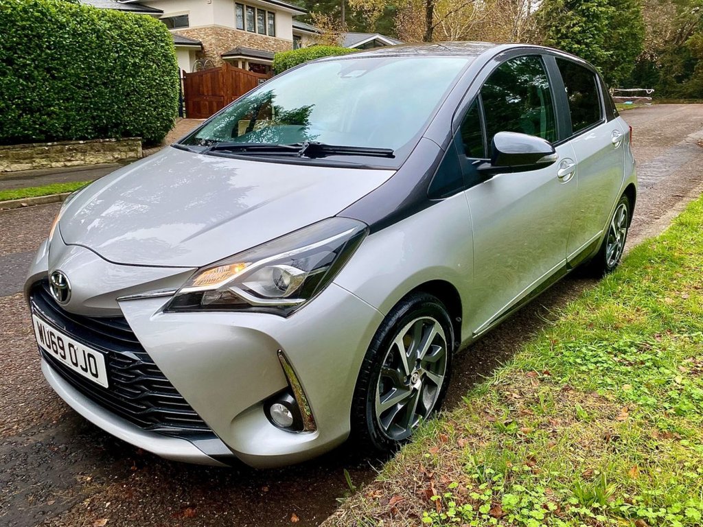Used Toyota Yaris 2019 for sale - 76686292: Photo 3