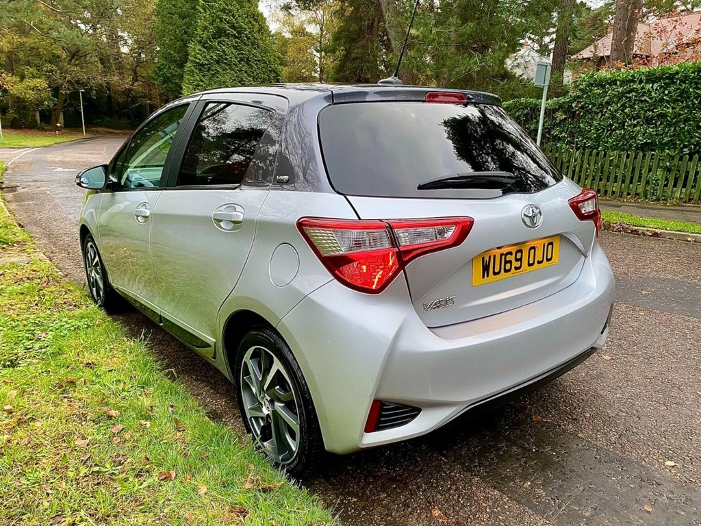 Used Toyota Yaris 2019 for sale - 76686292: Photo 5