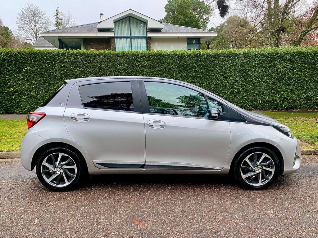 Used Toyota Yaris 2019 for sale - 76686292: Photo 7