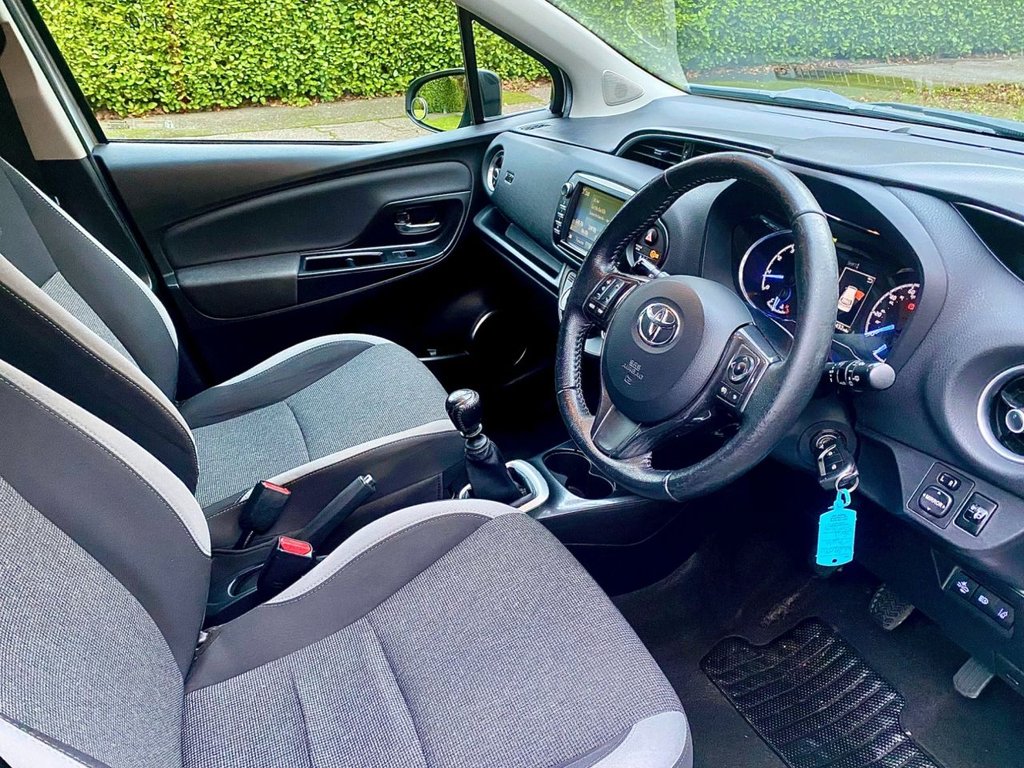 Used Toyota Yaris 2019 for sale - 76686292: Photo 8