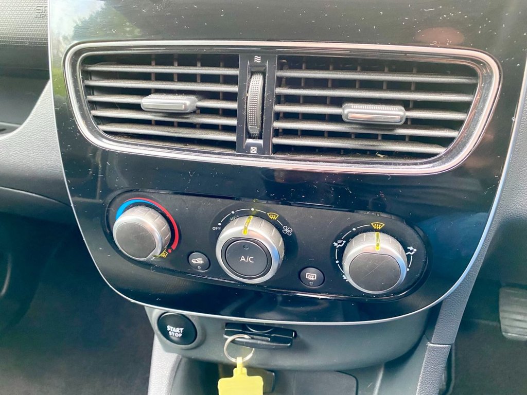 Used Renault Clio 2018 for sale - 77905274: Photo 15