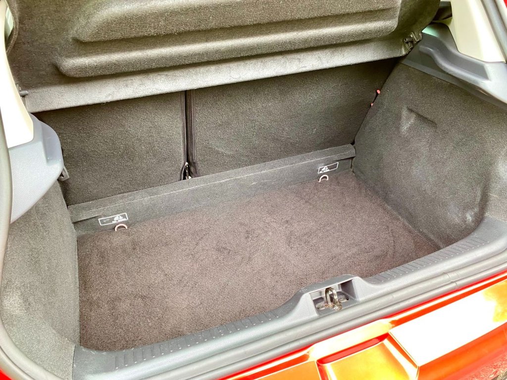 Used Renault Clio 2018 for sale - 77905274: Photo 16