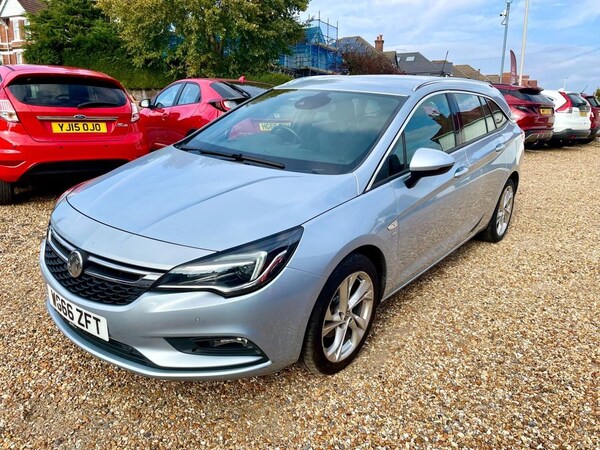 Used Vauxhall Astra 2017 for sale - 76235717: Photo 1