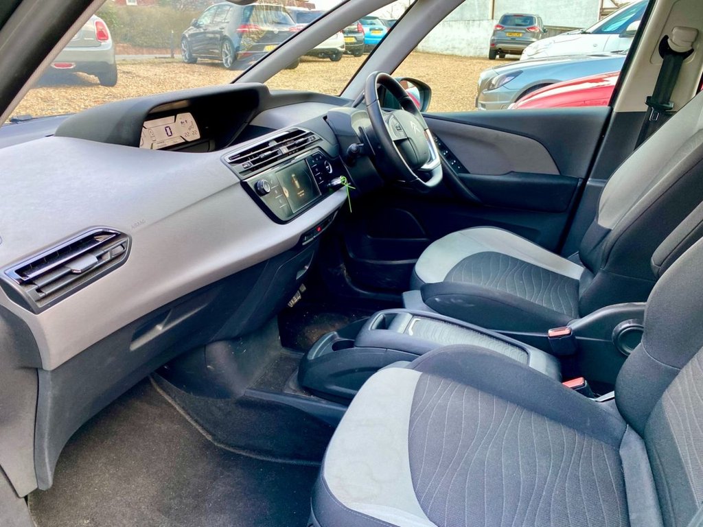 Used Citroen C4 Picasso 2013 for sale - 77642641: Photo 3