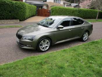 Used Skoda Superb 2015 for sale - 74237684: Photo