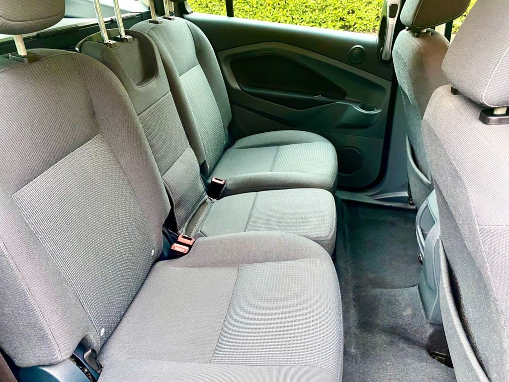 Used Ford Grand C-Max 2013 for sale - 77408319: Photo 16