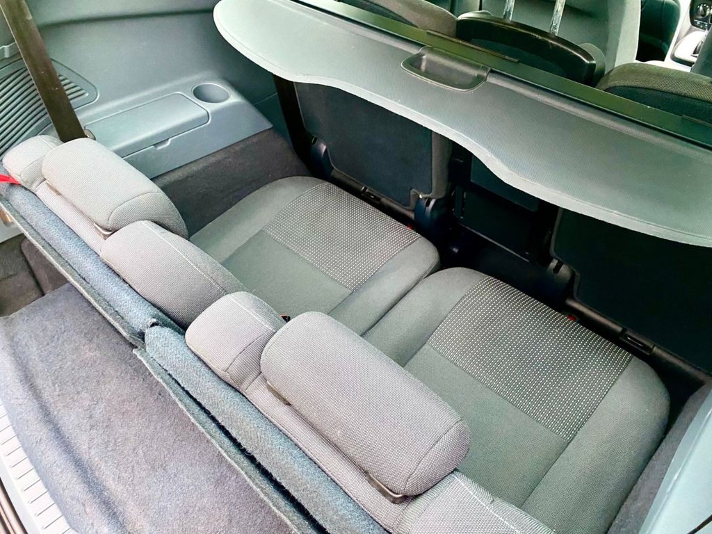 Used Ford Grand C-Max 2013 for sale - 77408319: Photo 19