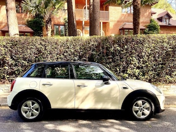 Used MINI Hatch 2018 for sale - 78030228: Photo