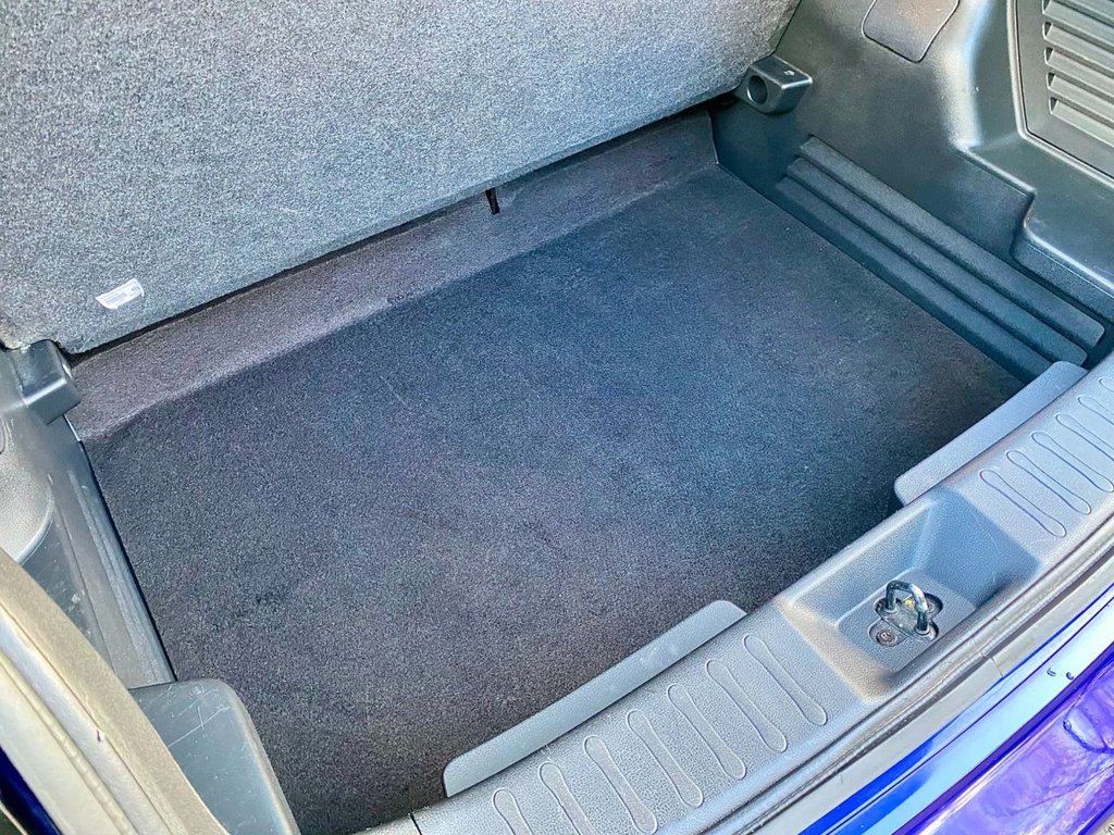 Used Nissan Juke 2018 for sale - 76740628: Photo 19