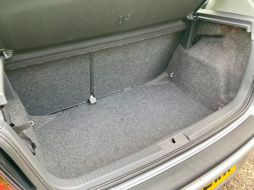 Used Volkswagen Polo 2006 for sale - 77792081: Photo 17