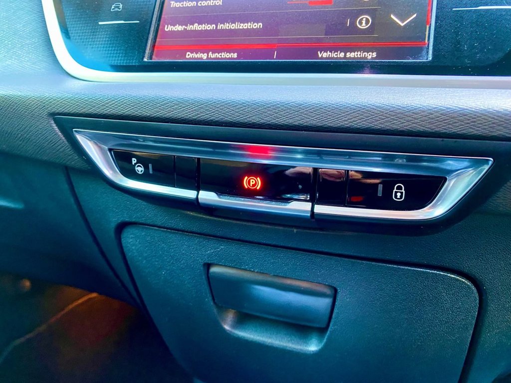 Used Citroen C4 Grand Picasso 2017 for sale - 77370043: Photo 17