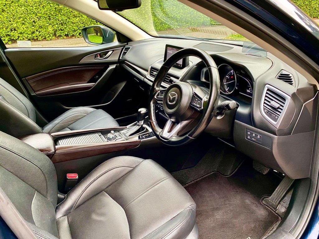 Used Mazda Mazda3 2018 for sale - 76469725: Photo 9