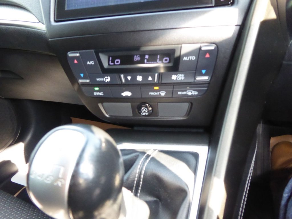 Used Honda Civic 2016 for sale - 77967565: Photo 18