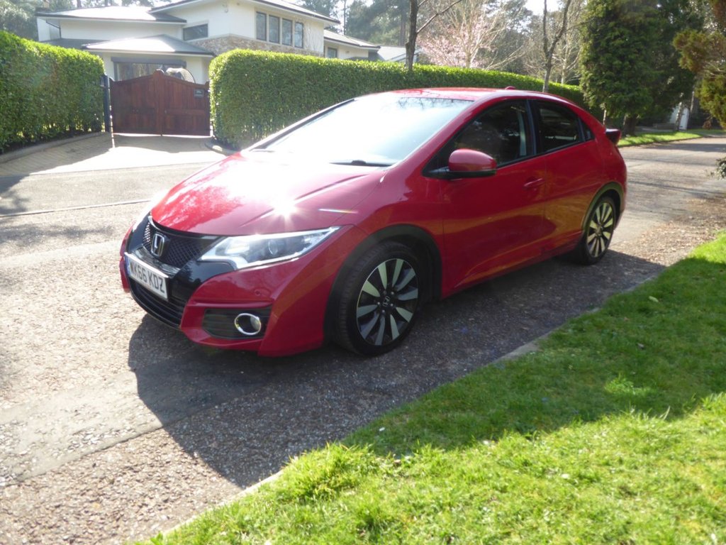 Used Honda Civic 2016 for sale - 77967565: Photo 3