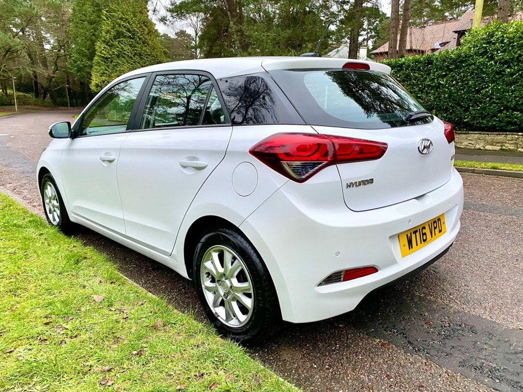 Used Hyundai i20 2016 for sale - 77369754: Photo 5