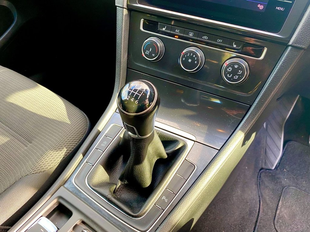 Used Volkswagen Golf 2017 for sale - 76496774: Photo 12