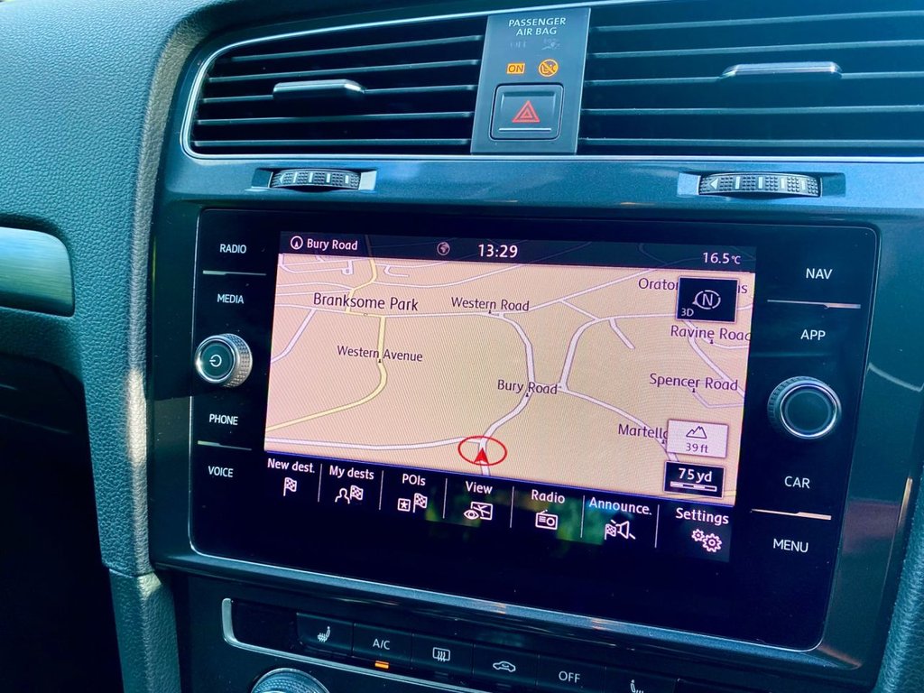 Used Volkswagen Golf 2017 for sale - 76496774: Photo 13