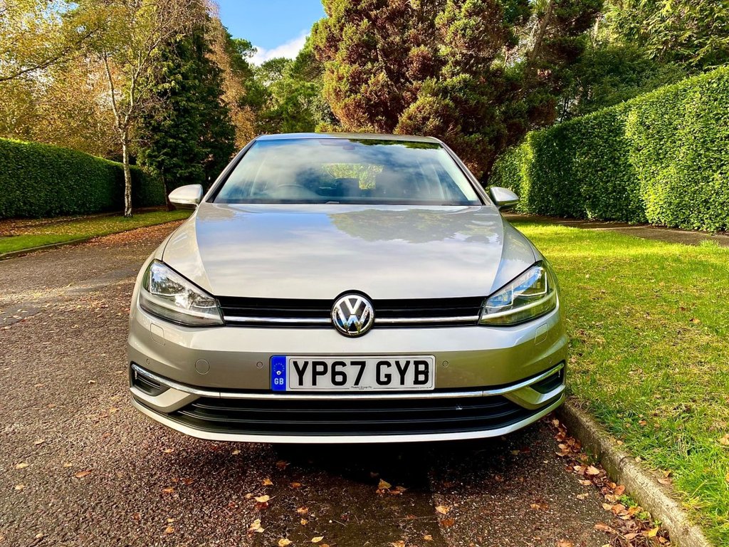 Used Volkswagen Golf 2017 for sale - 76496774: Photo 2