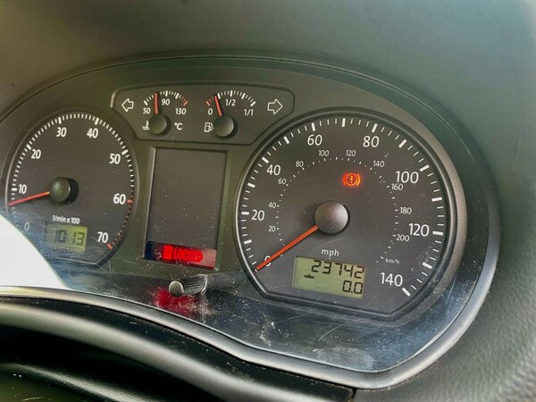 Used Volkswagen Polo 2006 for sale - 76210625: Photo 11