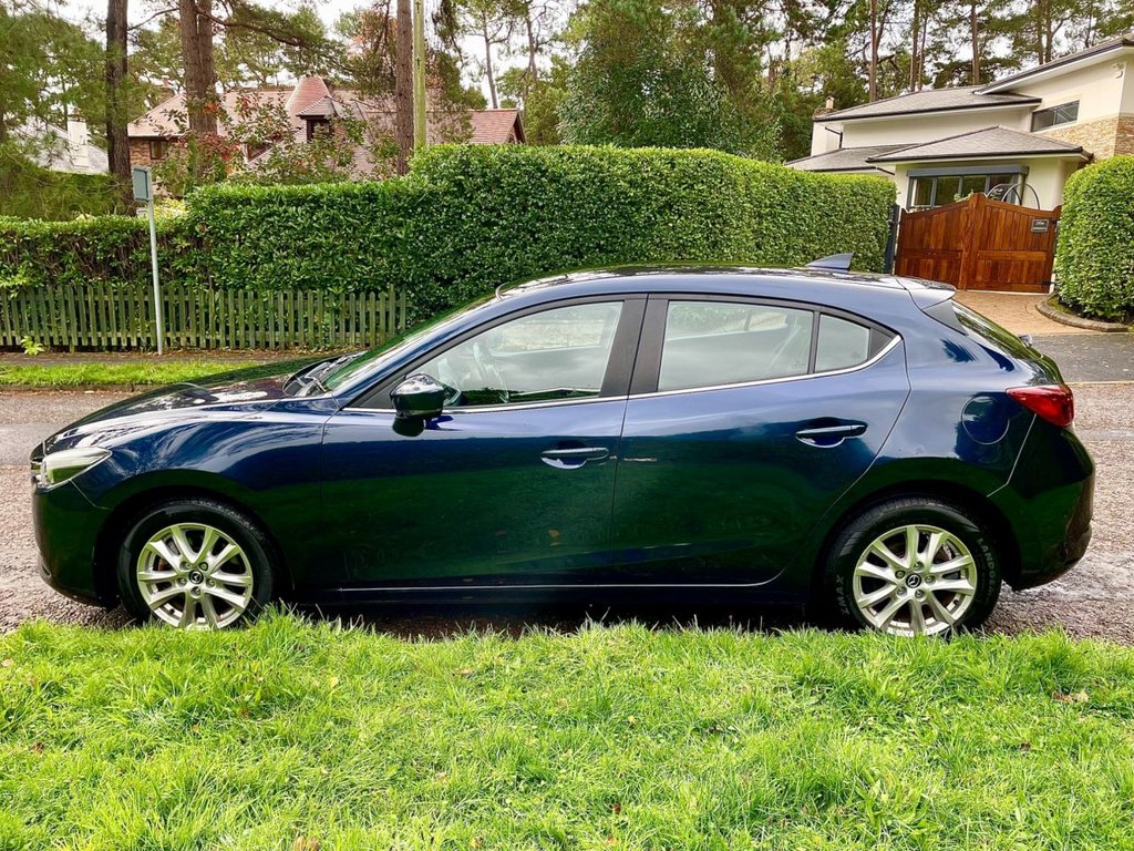 Used Mazda Mazda3 2017 for sale - 75923743: Photo 4