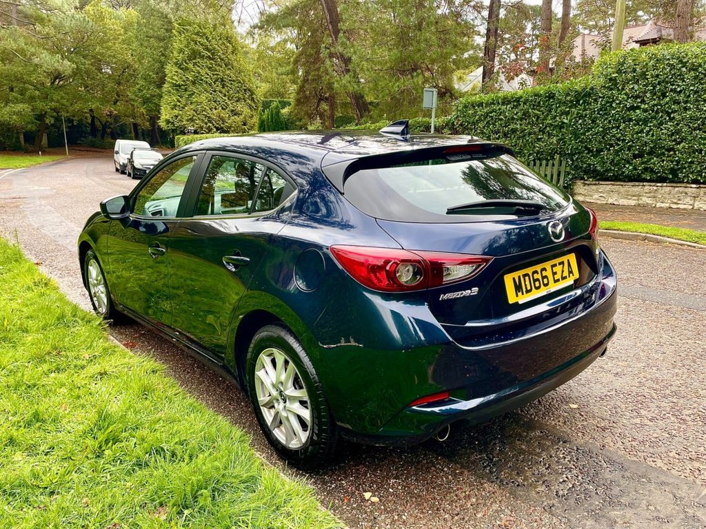 Used Mazda Mazda3 2017 for sale - 75923743: Photo 5