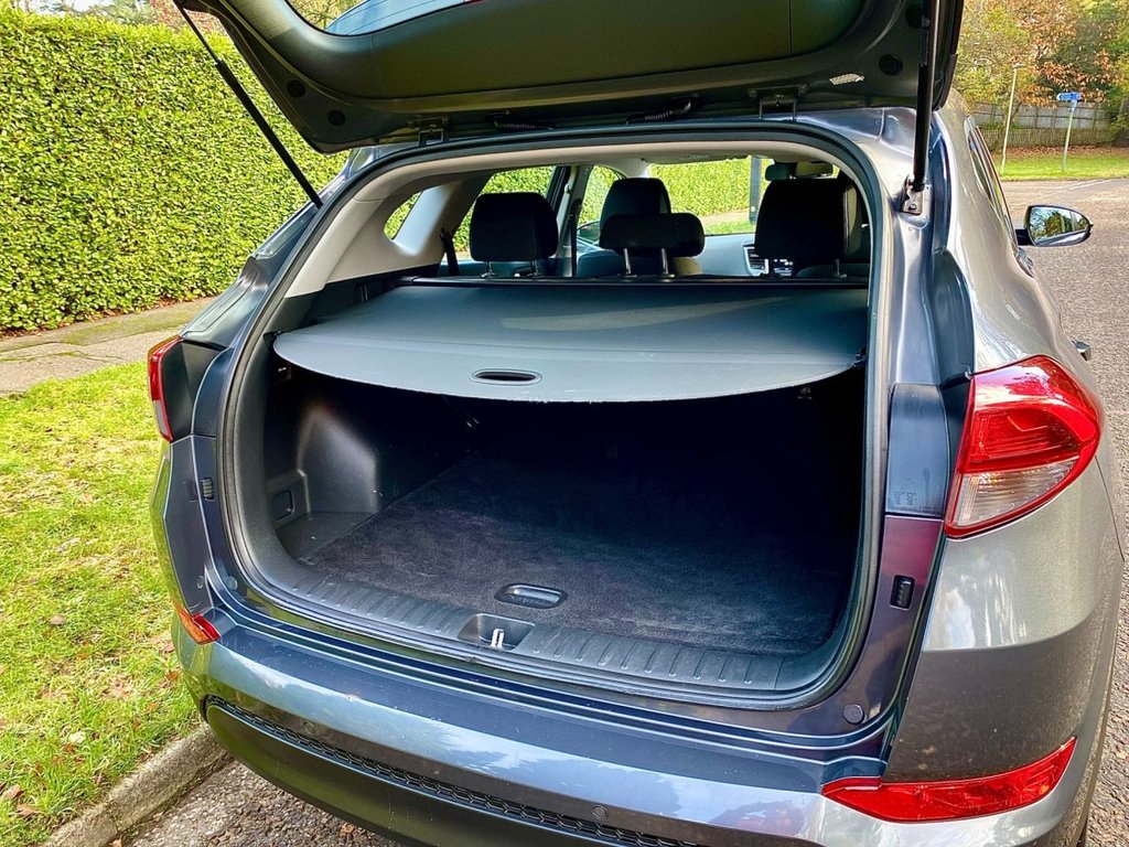 Used Hyundai TUCSON 2017 for sale - 76686300: Photo 15