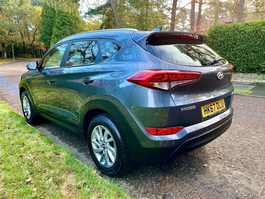 Used Hyundai TUCSON 2017 for sale - 76686300: Photo 4