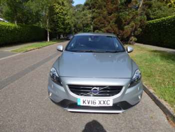 Used Volvo V40 2016 for sale - 74638085: Photo
