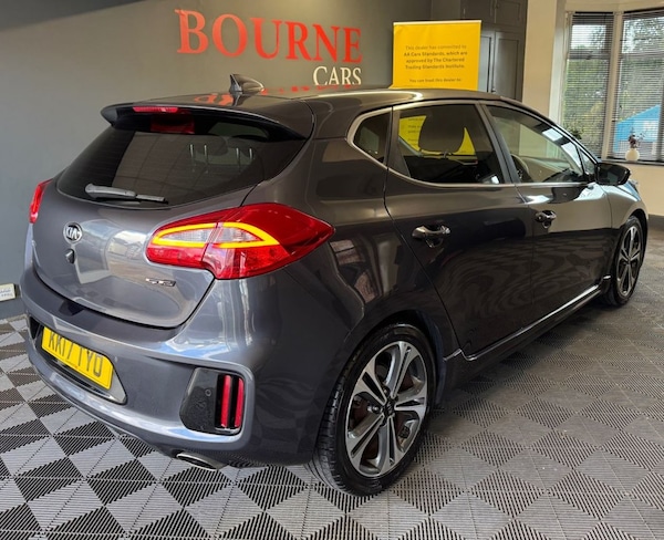 Used Kia Ceed 2017 for sale - 75764976: Photo 3