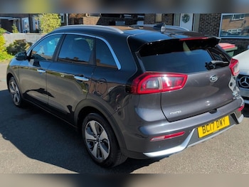 Used Kia Niro 2017 for sale - 78426301: Photo