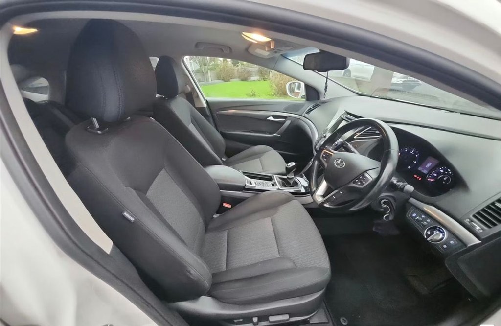 Used Hyundai i40 2015 for sale - 76950433: Photo 6