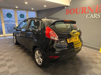 Used Ford Fiesta 2017 for sale - 77422290: Photo