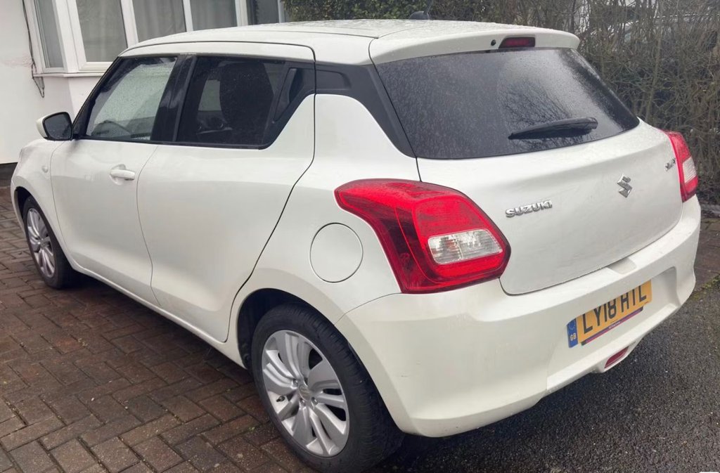 Used Suzuki Swift 2018 for sale - 77821521: Photo 4