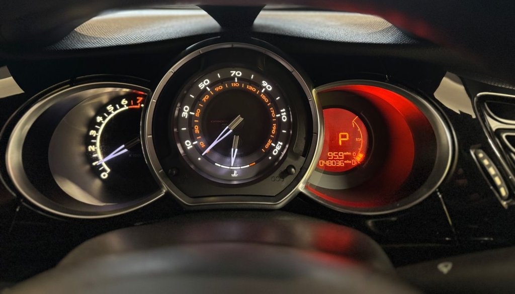 Used Citroen DS3 2012 for sale - 76132723: Photo 6