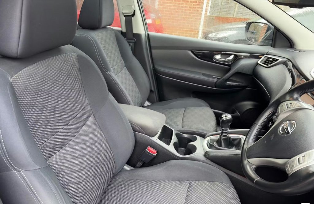 Used Nissan Qashqai 2015 for sale - 77399765: Photo 6