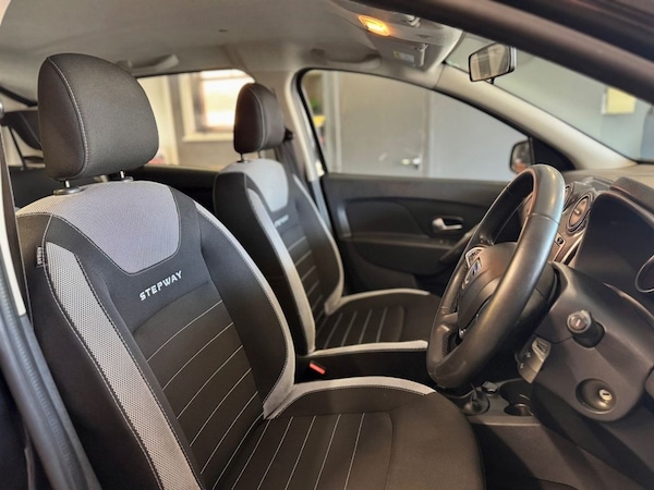 Used Dacia Sandero Stepway 2019 for sale - 75800877: Photo 14