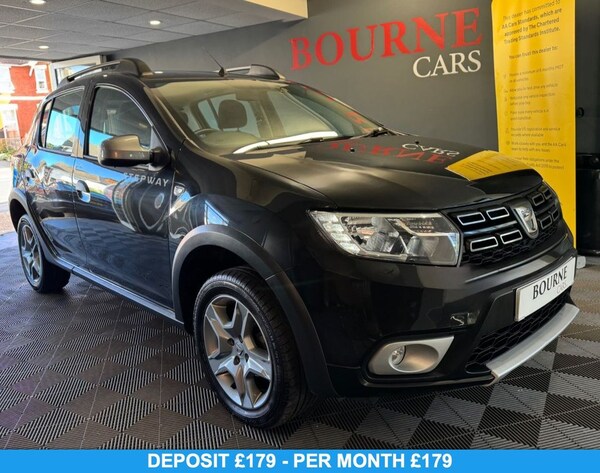 Used Dacia Sandero Stepway 2019 for sale - 75800877: Photo 1