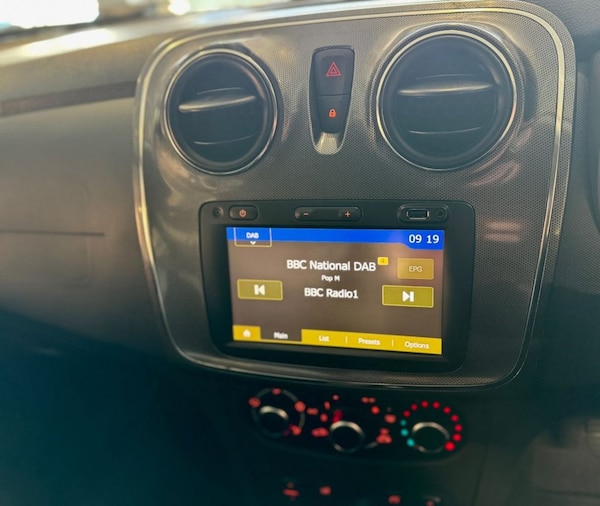 Used Dacia Sandero Stepway 2019 for sale - 75800877: Photo 23