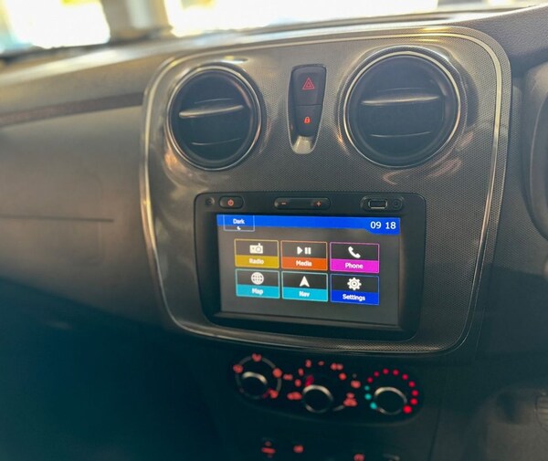 Used Dacia Sandero Stepway 2019 for sale - 75800877: Photo 24