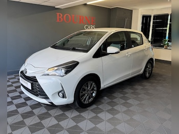 Used Toyota Yaris 2017 for sale - 79089719: Photo