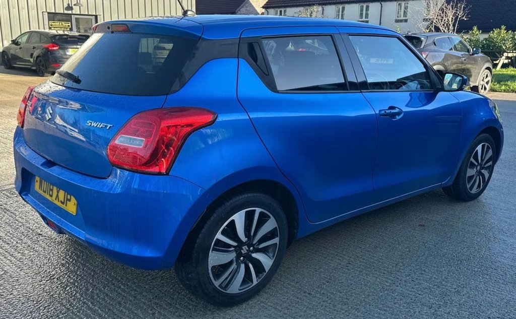 Used Suzuki Swift 2018 for sale - 76985941: Photo 4