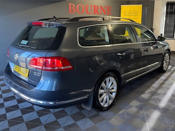 Used Volkswagen Passat 2012 for sale - 77341360: Photo