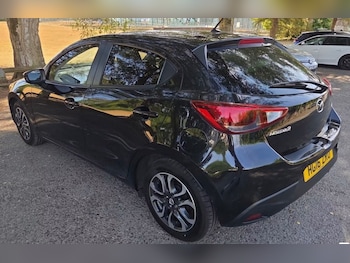 Used Mazda Mazda2 2016 for sale - 79599065: Photo