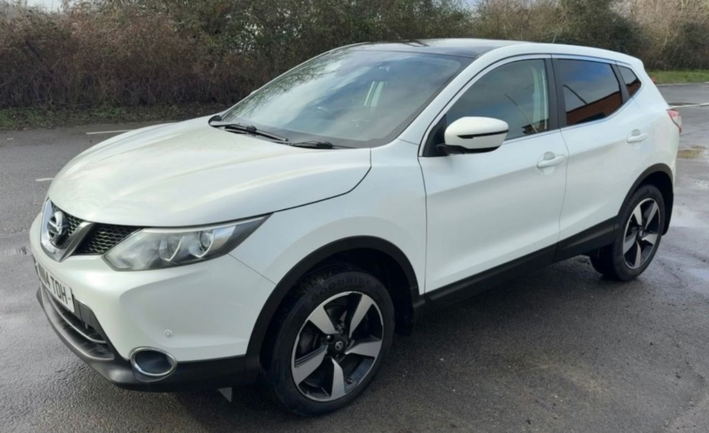 Used Nissan Qashqai 2014 for sale - 77631515: Photo 3
