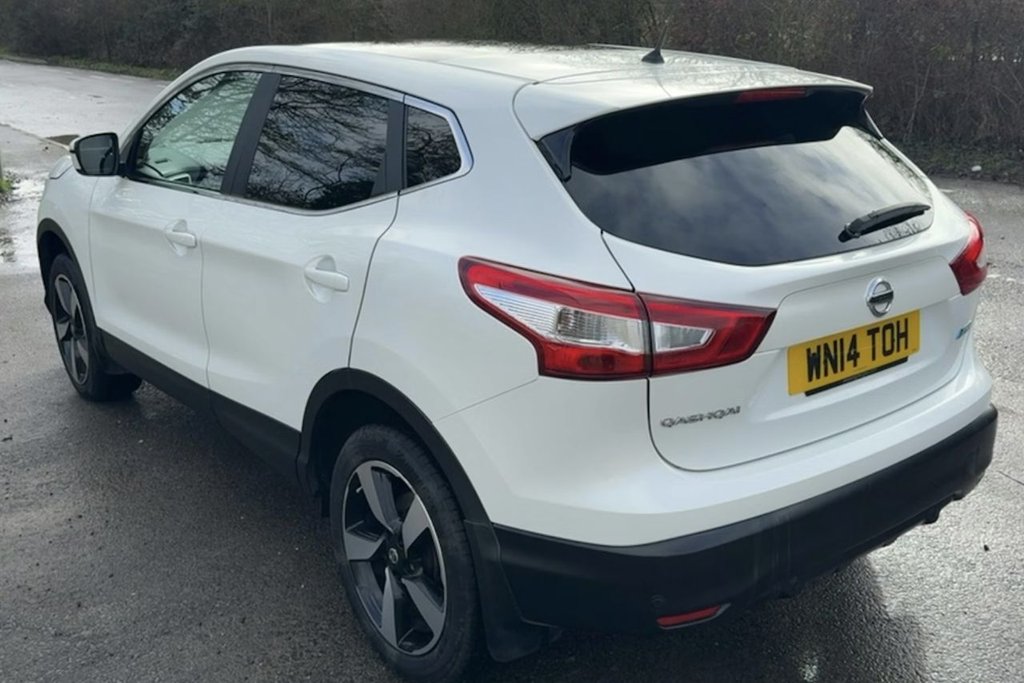 Used Nissan Qashqai 2014 for sale - 77631515: Photo 4