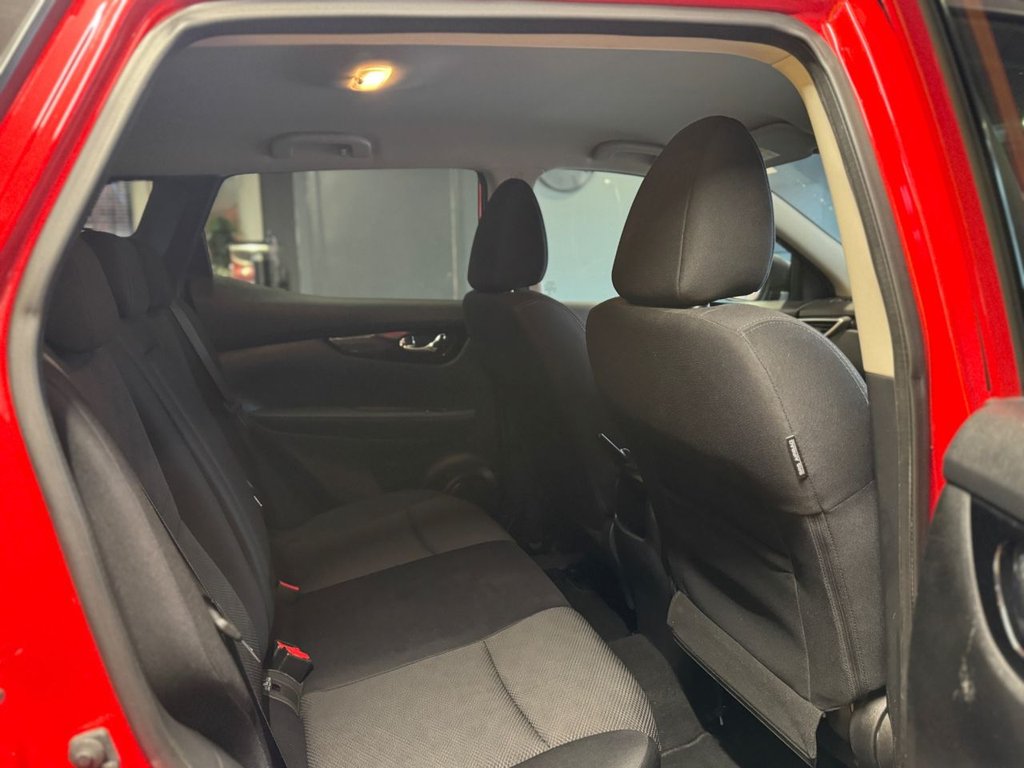 Used Nissan Qashqai 2015 for sale - 76333992: Photo 11